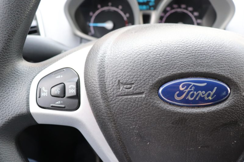 Ford EcoSport 1.5MT 2017 - 13
