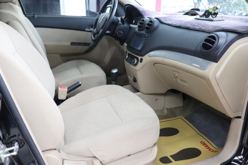 Chevrolet Aveo LTZ 1.5AT 2015 - 13