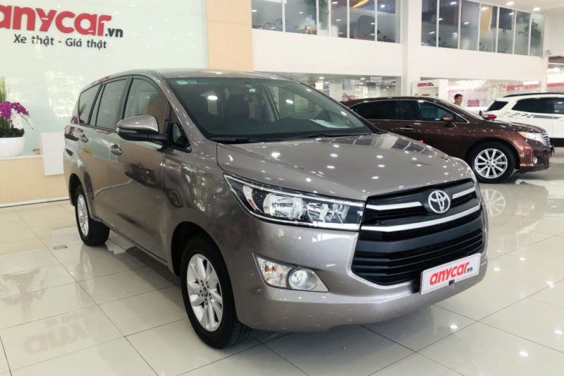 Toyota Innova E 2.0MT 2019 - 1