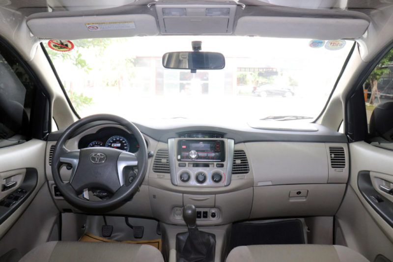 Toyota Innova 2.0MT 2015 - 15