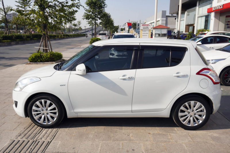 Suzuki Swift 1.4AT 2017 - 4