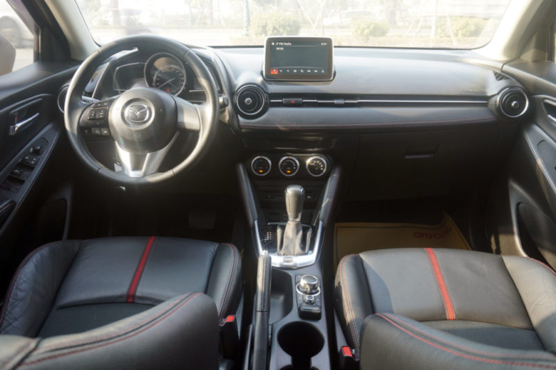 Mazda 2 HB 1.5AT 2016 - 14