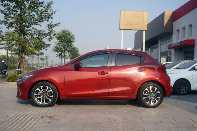 Mazda 2 HB 1.5AT 2016 - 4