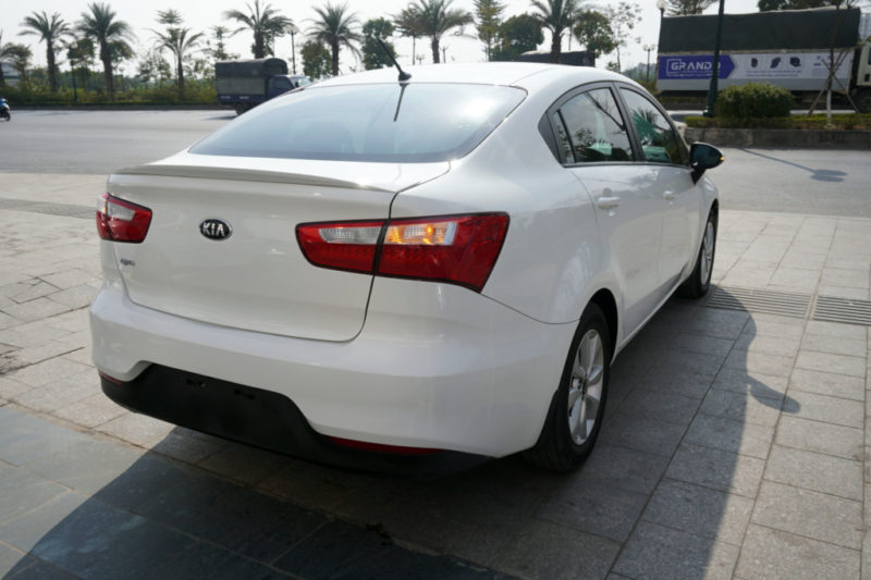 Kia Rio 1.4AT 2016 - 7