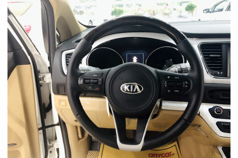 Kia Sedona 2.2AT 2017 - 19