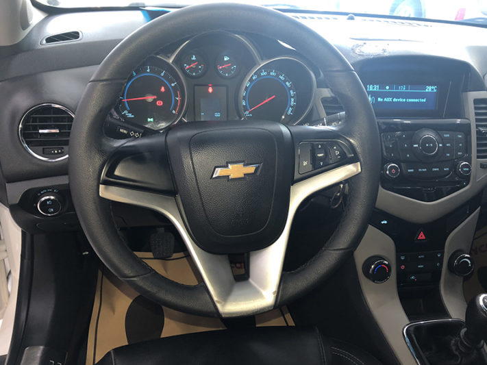 Chevrolet Cruze LT 1.6MT 2017 - 13