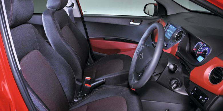Phần nội thất Hyundai i10 2019