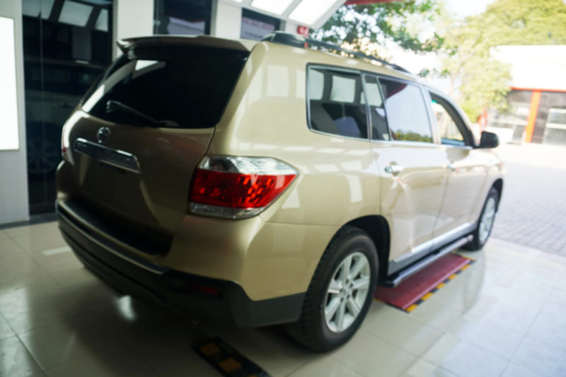 Toyota Highlander 2.7AT 2010 - 6