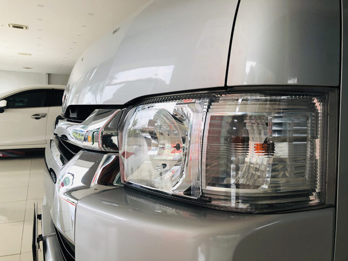 Toyota Hiace 3.0MT 2019 - 8