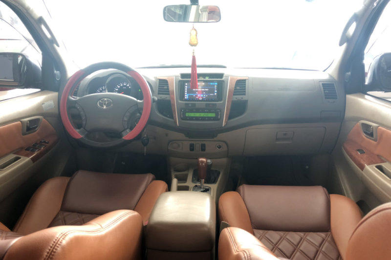 Toyota Fortuner V 4x4 2.7AT 2010 - 16