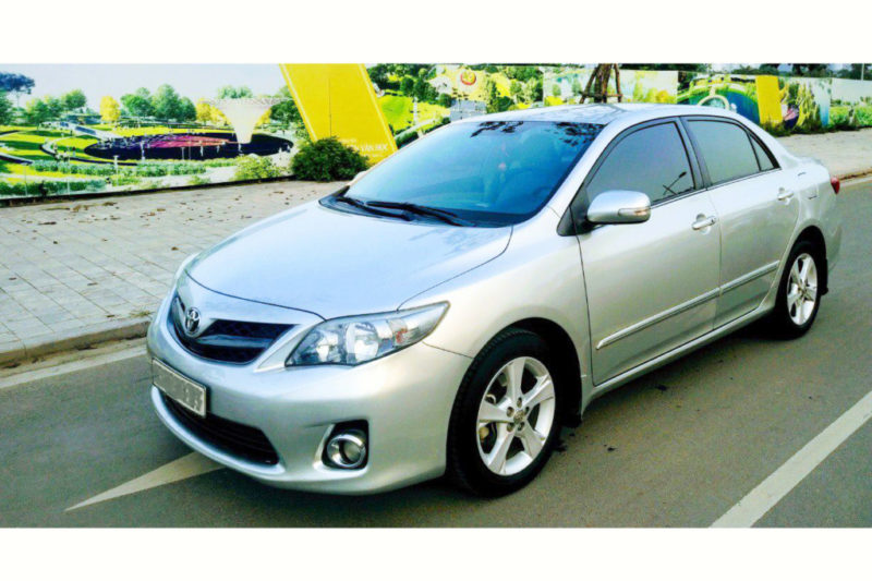 Toyota Corolla 2.0AT 2012 - 2