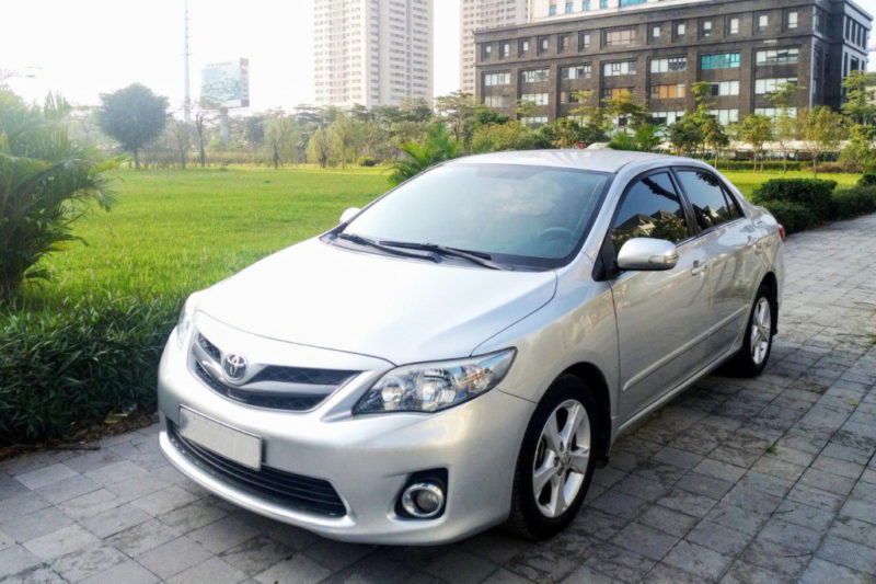 Toyota Corolla 2.0AT 2012 - 1