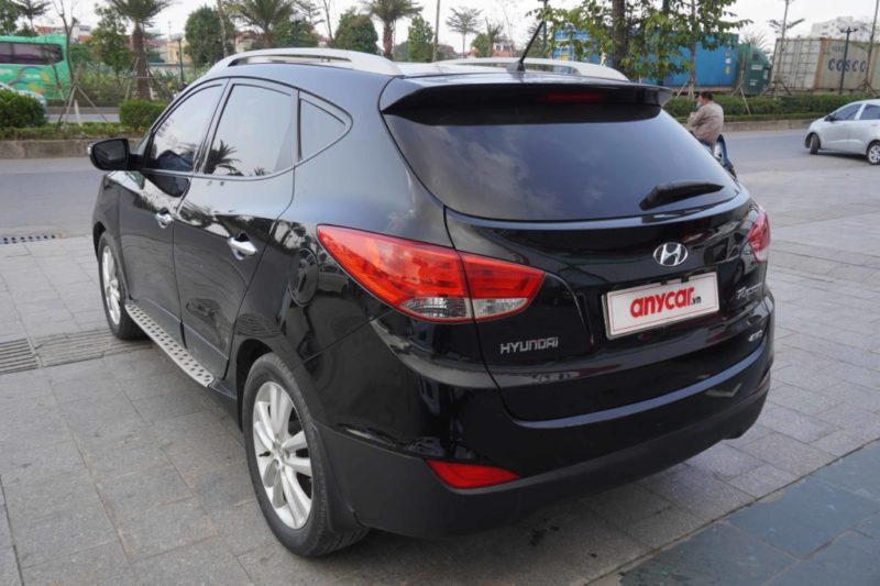 Hyundai Tucson 2.0 4WD 2.0AT 2012 - 5