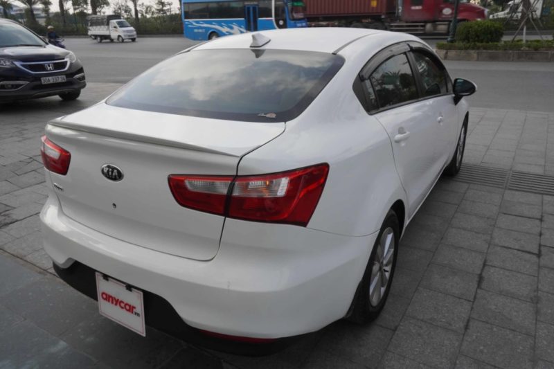 Kia Rio 1.4MT Sedan 1.4MT 2016 - 8