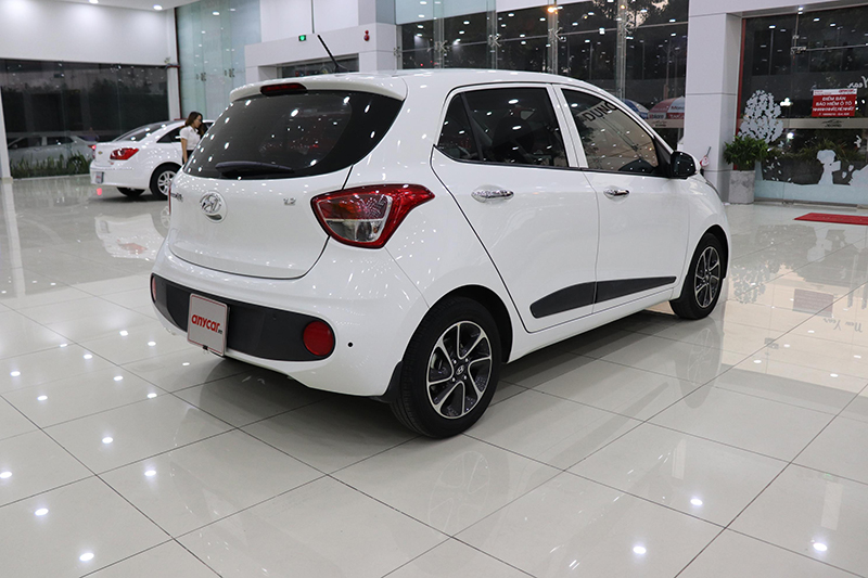 Hyundai i10 Hatchback 1.2AT 2018 - 4