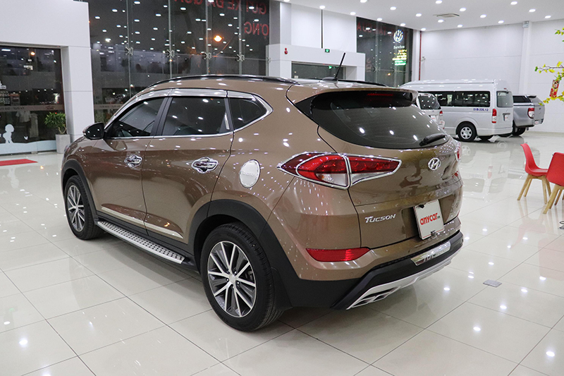 Hyundai Tucson 2.0 2WD 2.0AT 2017 - 8