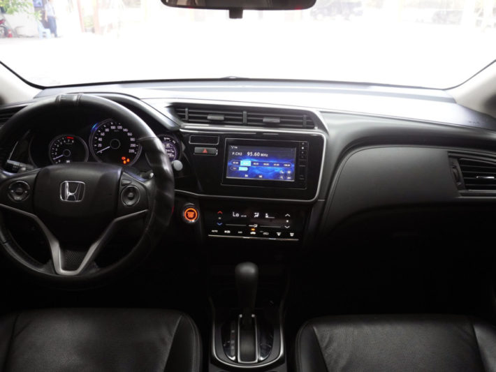 Honda City 1.5AT 2017 - 9