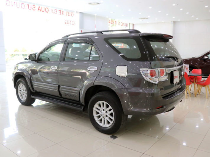 Toyota Fortuner 2.7AT 2013 - 4