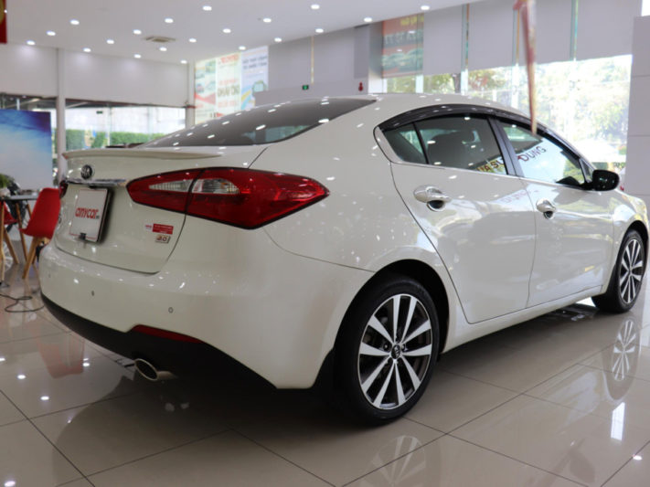 Kia K3 2.0AT 2015 - 4