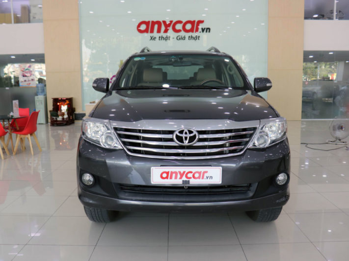 Toyota Fortuner 2.7AT 2013 - 2