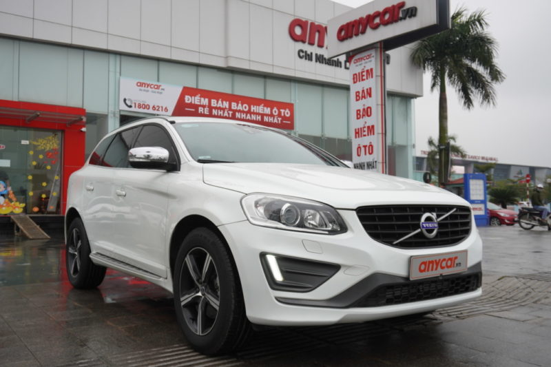 Volvo XC60 2.0AT 2016 - 1