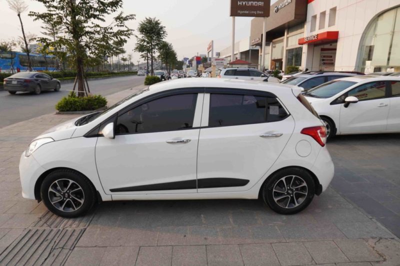 Hyundai i10 Hatchback 1.2AT 2017 - 6