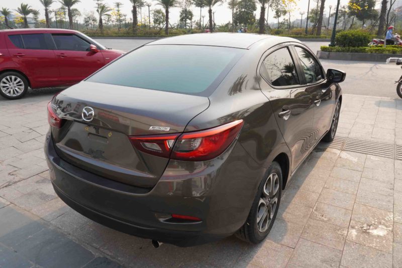 Mazda 2 Sedan 1.5AT 2015 - 3