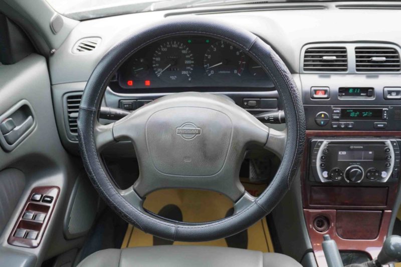 Nissan Maxima 3.0MT 1997 - 7