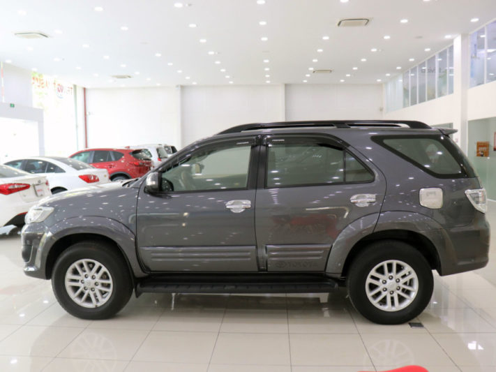 Toyota Fortuner 2.7AT 2013 - 5