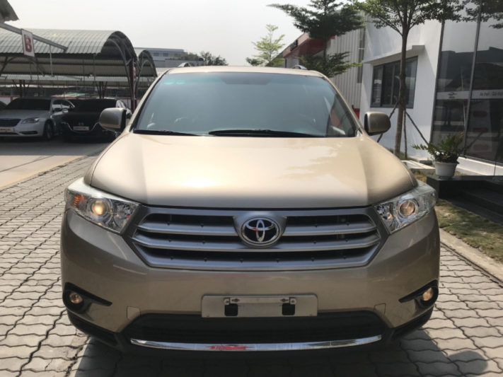 Toyota Highlander 2.7AT 2010 - 2