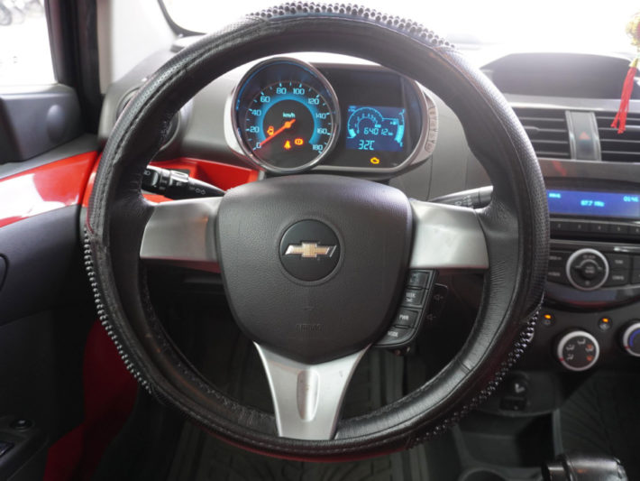 Chevrolet Spark 1.0AT 2014 - 10