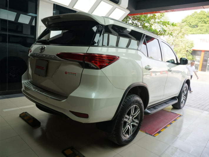 Toyota Fortuner 2.4MT 2017 - 4