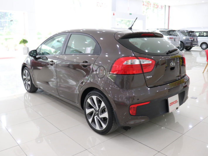 Kia Rio 1.4AT 2015 - 6