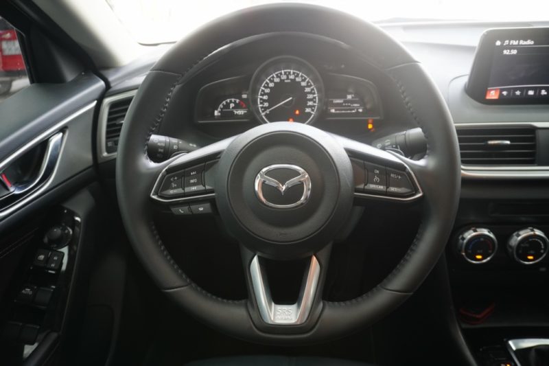 Mazda 3 1.5AT 2018 - 11