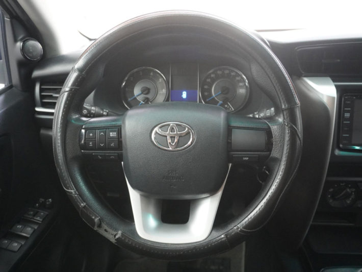 Toyota Fortuner 2.4MT 2017 - 12