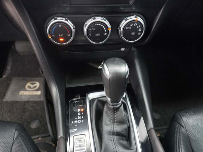 Mazda 3 SD 1.5AT 2018 - 19