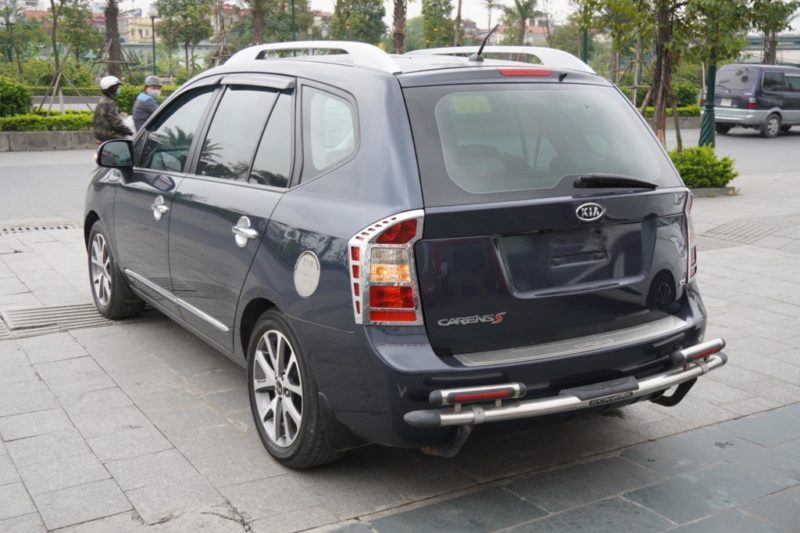 Kia Carens SX 2.0MT 2015 - 5