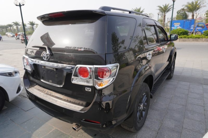 Toyota Fortuner V 4x2 2.7AT 2015 - 3