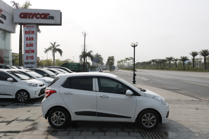 Hyundai i10 1.0AT 2015 - 2