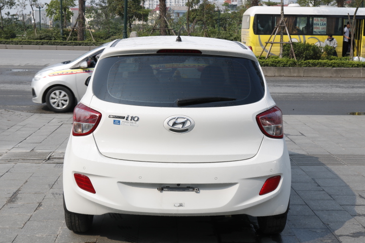 Hyundai i10 1.0AT 2015 - 3