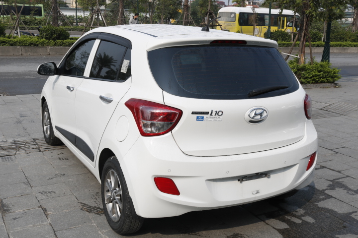 Hyundai i10 1.0AT 2015 - 4