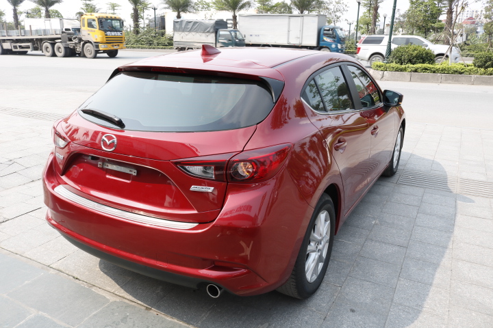 Mazda 3 HB 1.5AT 2018 - 3