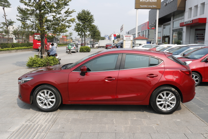 Mazda 3 HB 1.5AT 2018 - 6