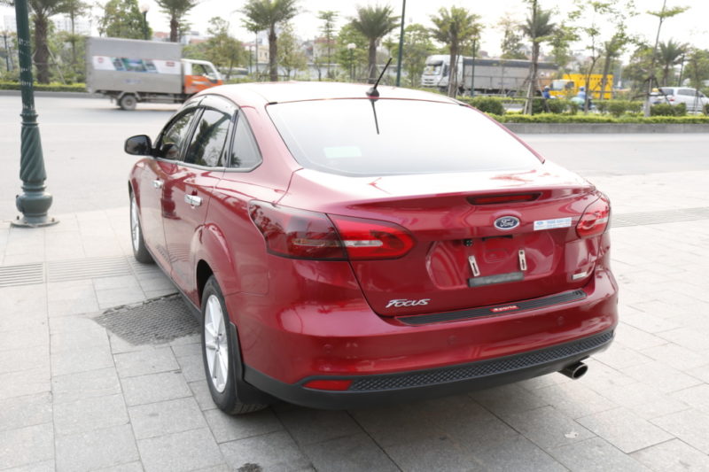 Ford Focus 1.5AT 2018 - 7