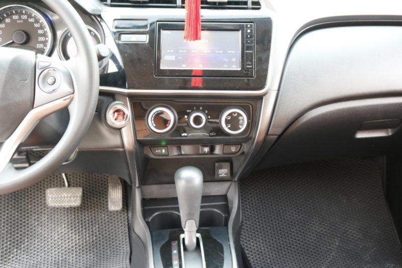 Honda City CVT 1.5AT 2018 - 17