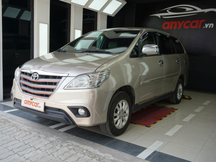 Toyota Innova 2.0MT 2014 - 3