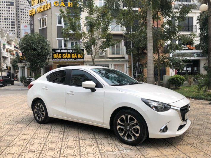 Mazda 2 Sedan 1.5AT 2015 - 1