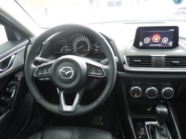 Mazda 3 SD 1.5AT 2018 - 11