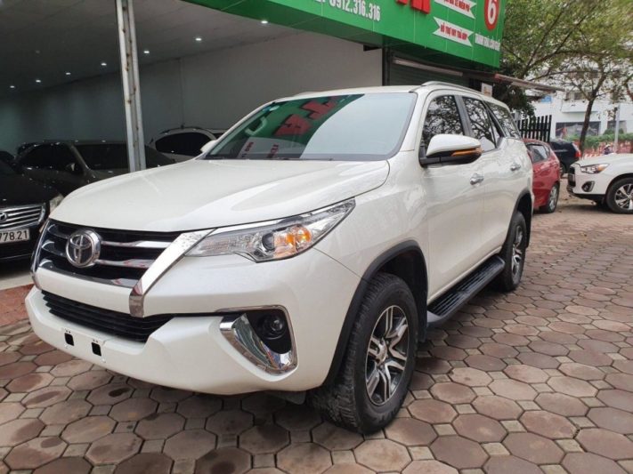 Toyota Fortuner 2.4AT 2018 - 2