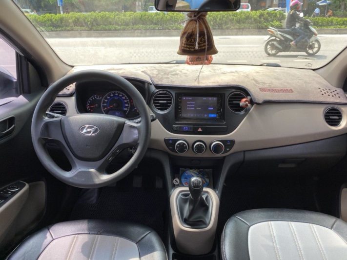 Hyundai i10 Hatchback 1.0MT 2016 - 3